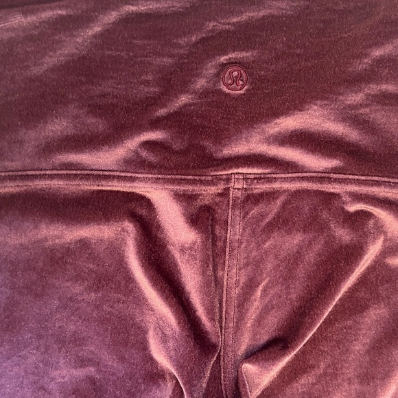 Lululemon Athletica Wunder lounge highrise tight 28”inseam w/key pocket Sz-6. C7 - Picture 7 of 13